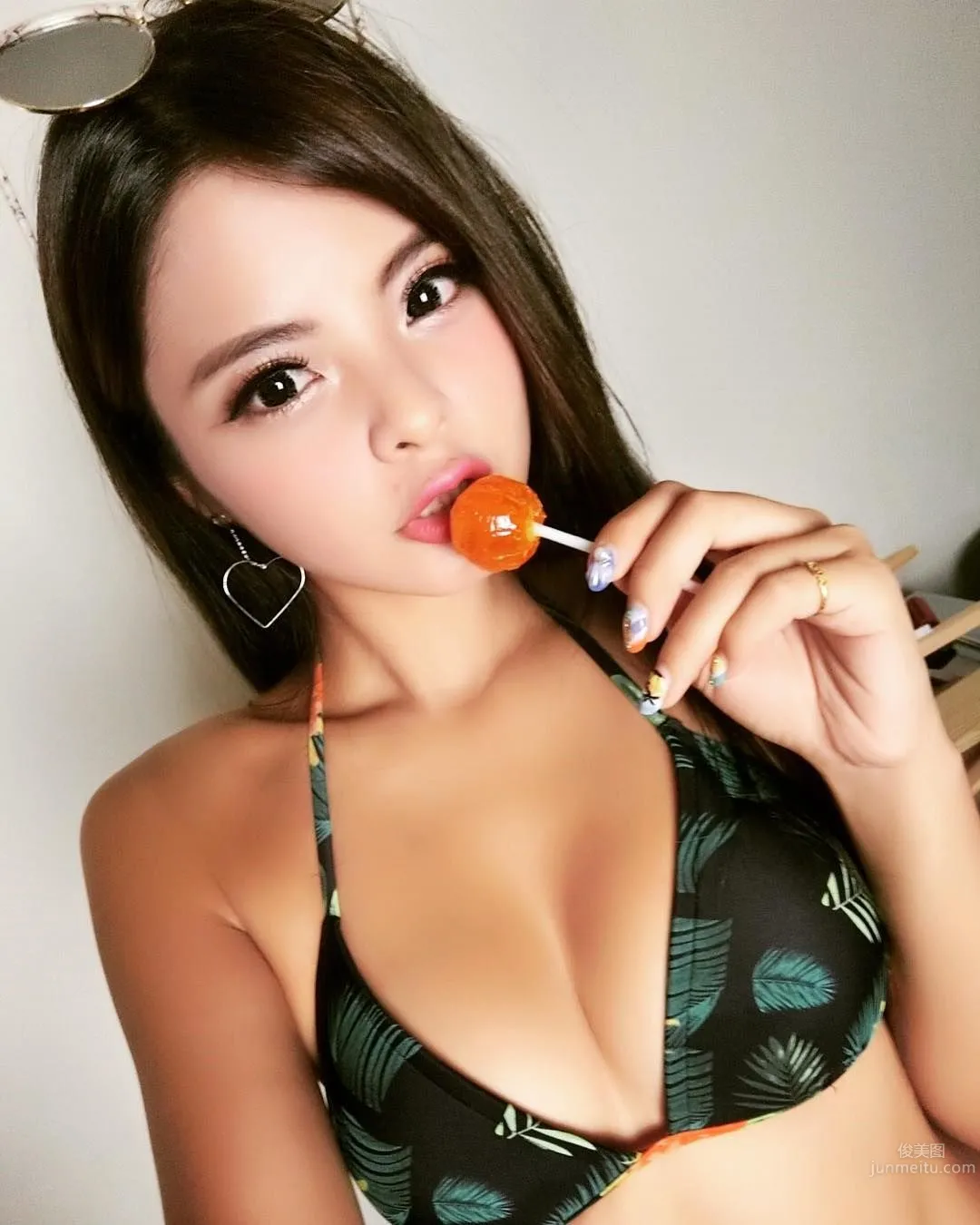 陽光美姬佐藤麻優 健康的小麥色皮膚 19