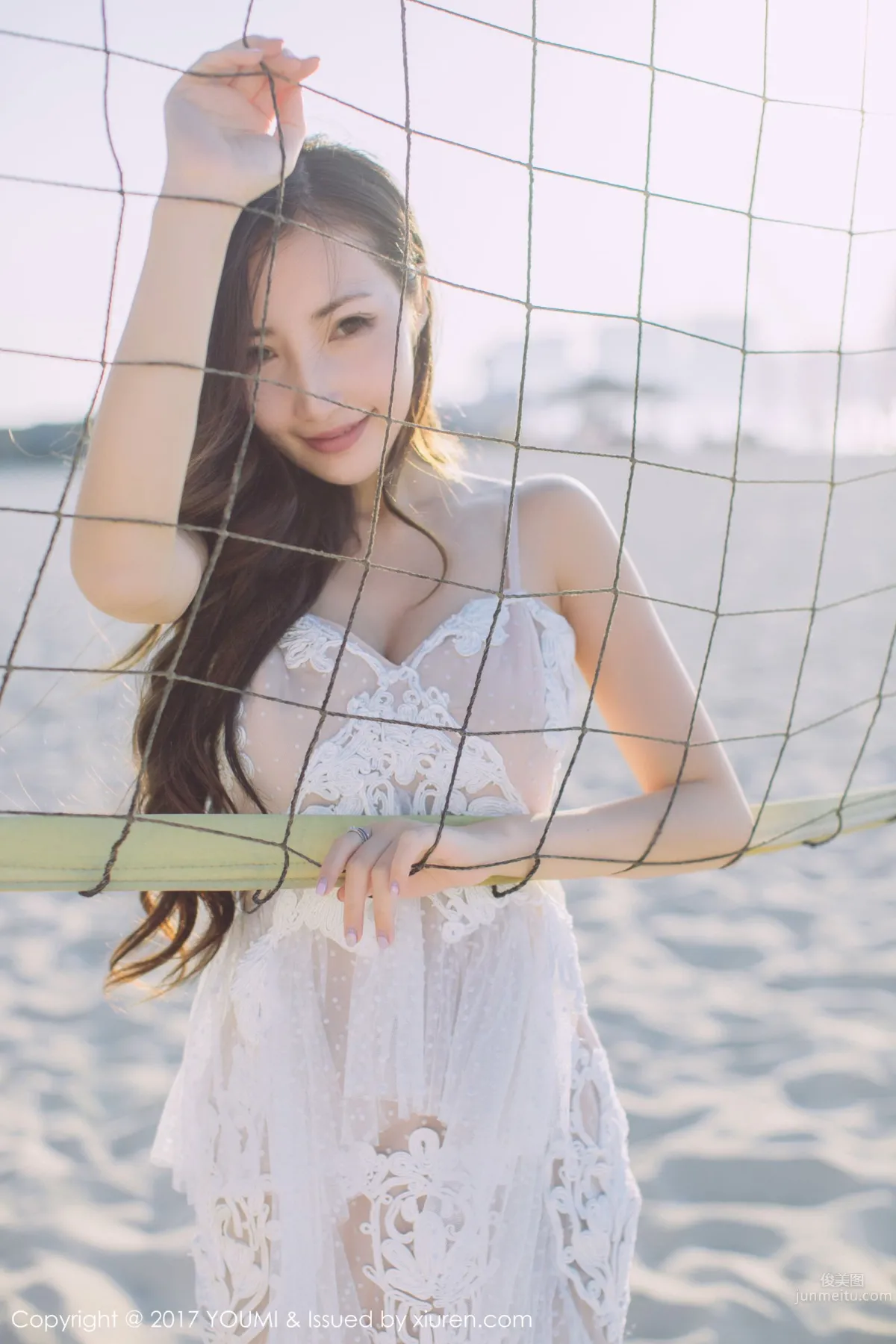 甜美女神Yumi尤美 藍天銀灘白雲佳人美 24