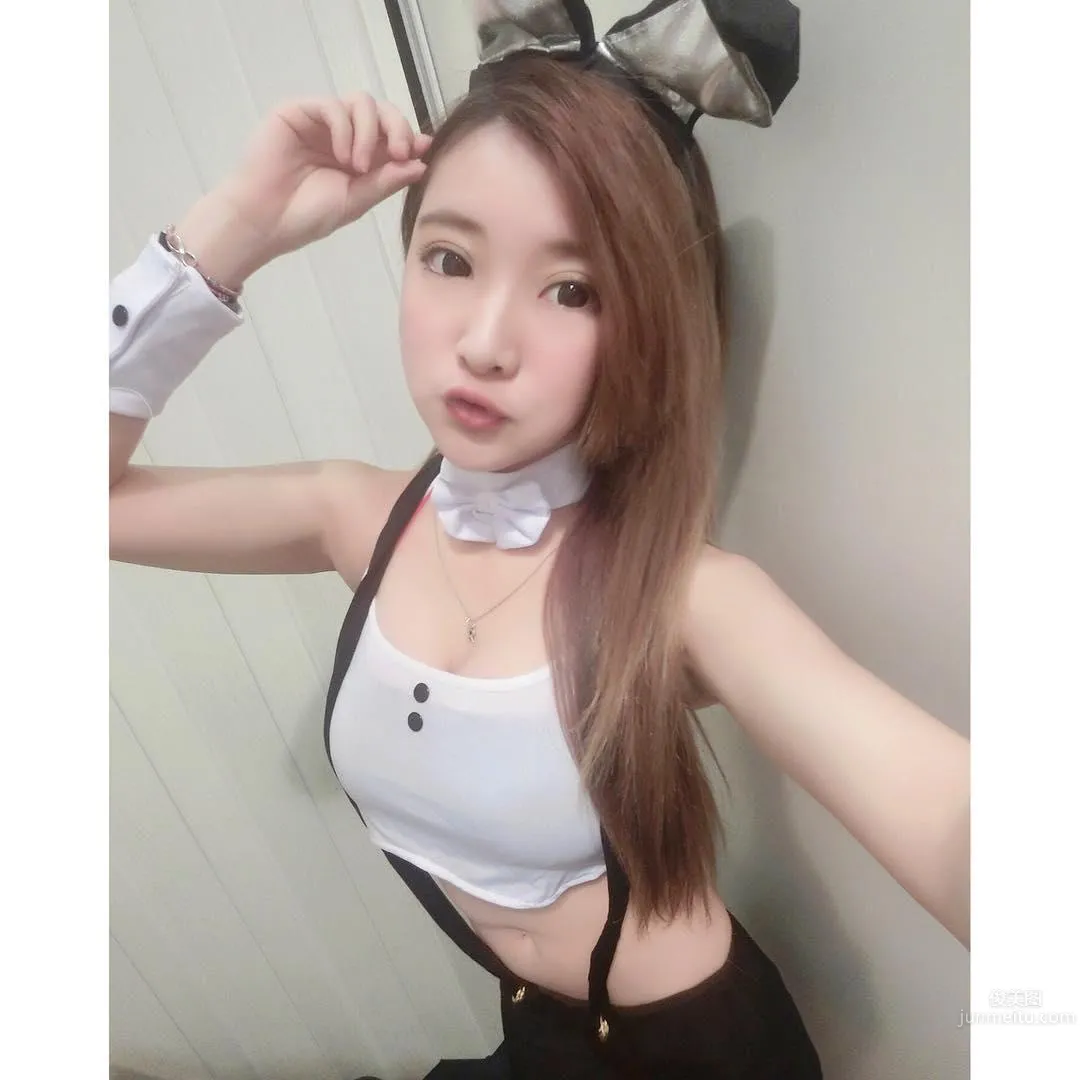 Rebeca小花- 好甜美的展場sg正妹 22