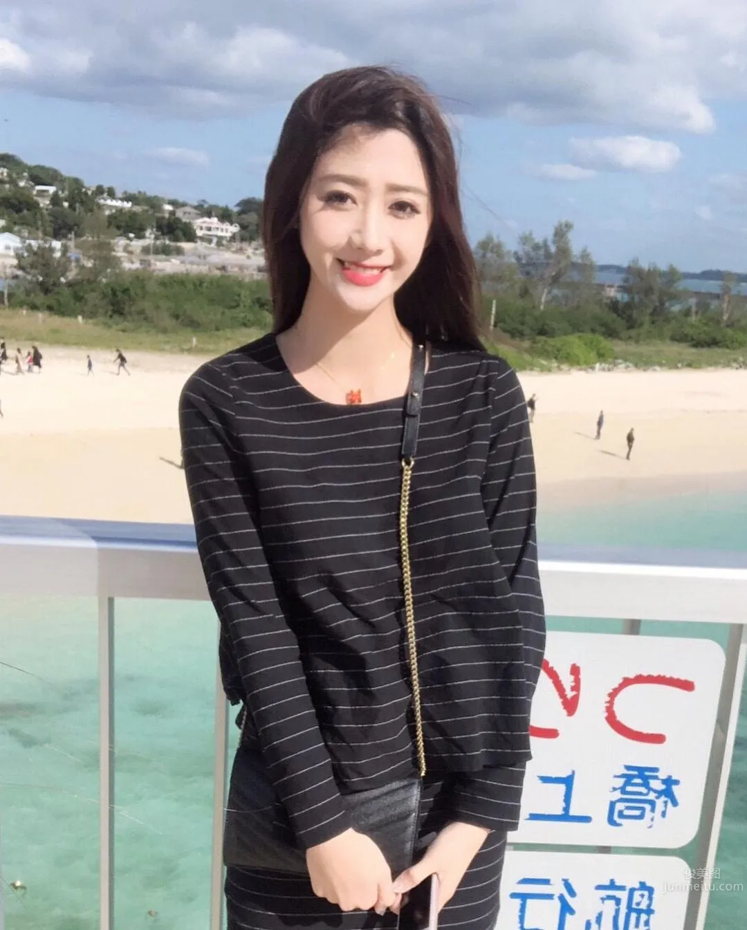 何季珍Kelly，大眼美胸正妹，網友驚呼「太美了！」 8
