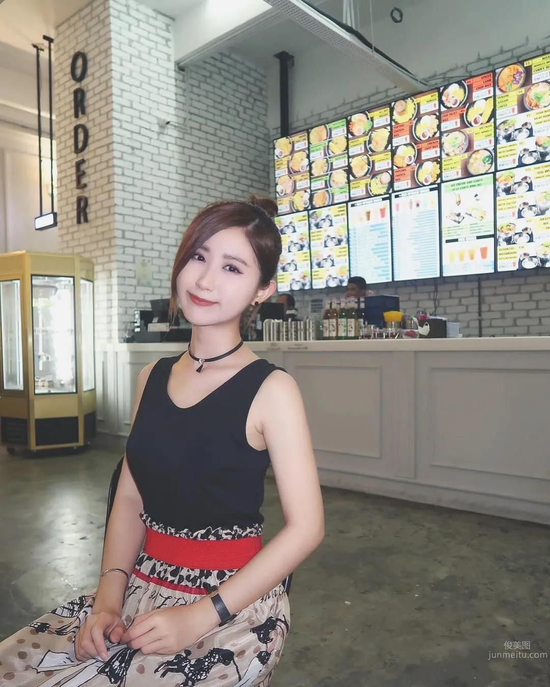 李佩怡- 迷人「魅惑電眼」收服粉絲的心！ 24