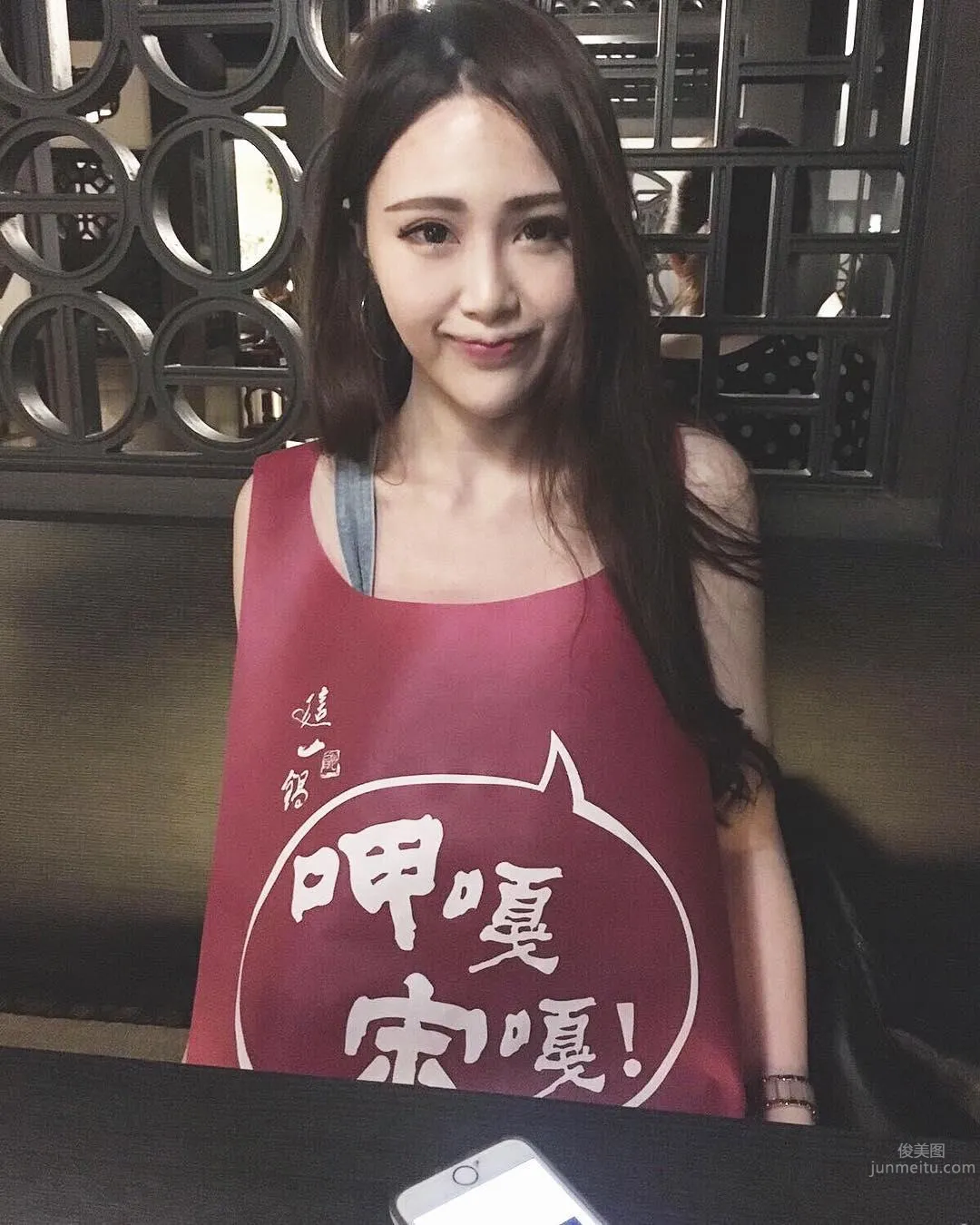 戀愛了！比基尼「白嫩美胸正妹」安全氣囊好膨脹 3