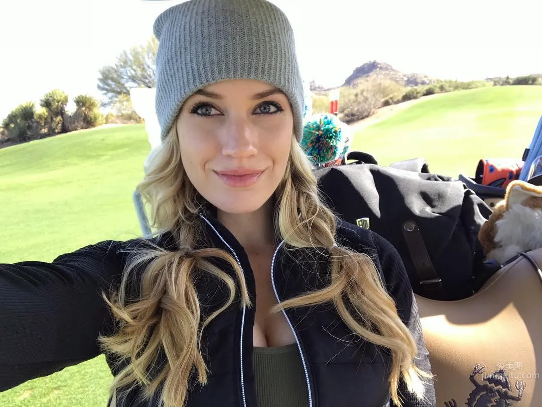 Paige Spiranac- 最性感的高爾夫球員 35