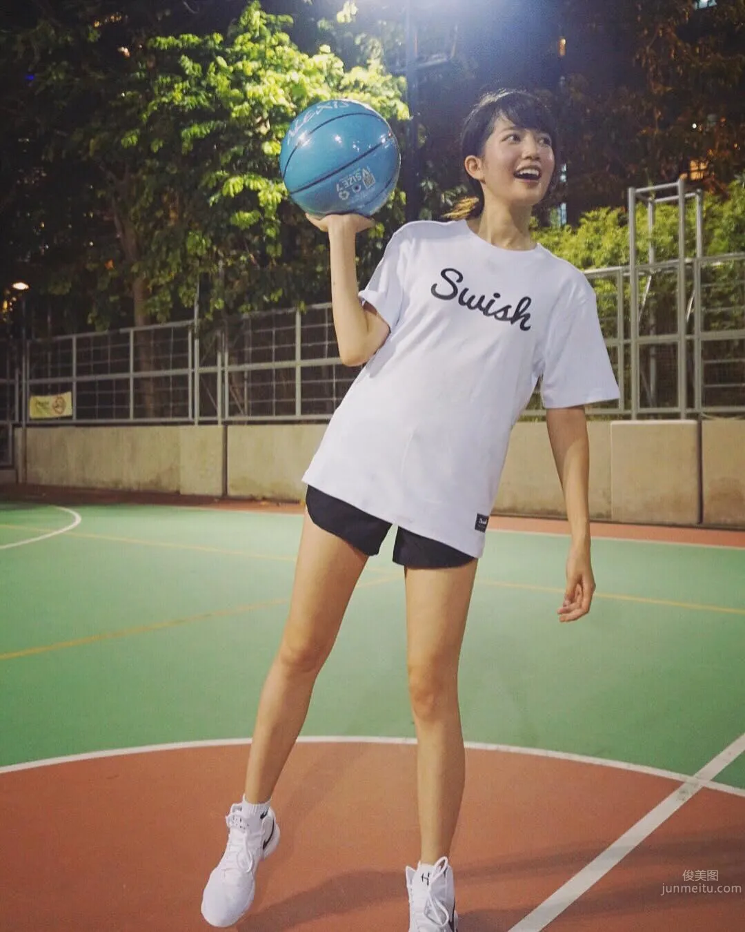 表特新女神！「空靈港妹蘇皓兒」氣質臉蛋好吸睛！ 26