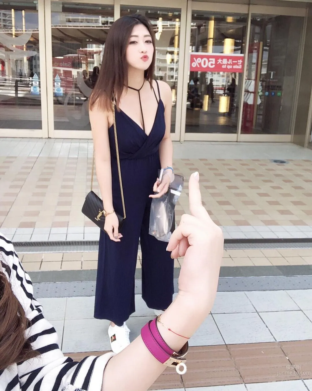何季珍Kelly，大眼美胸正妹，網友驚呼「太美了！」 27