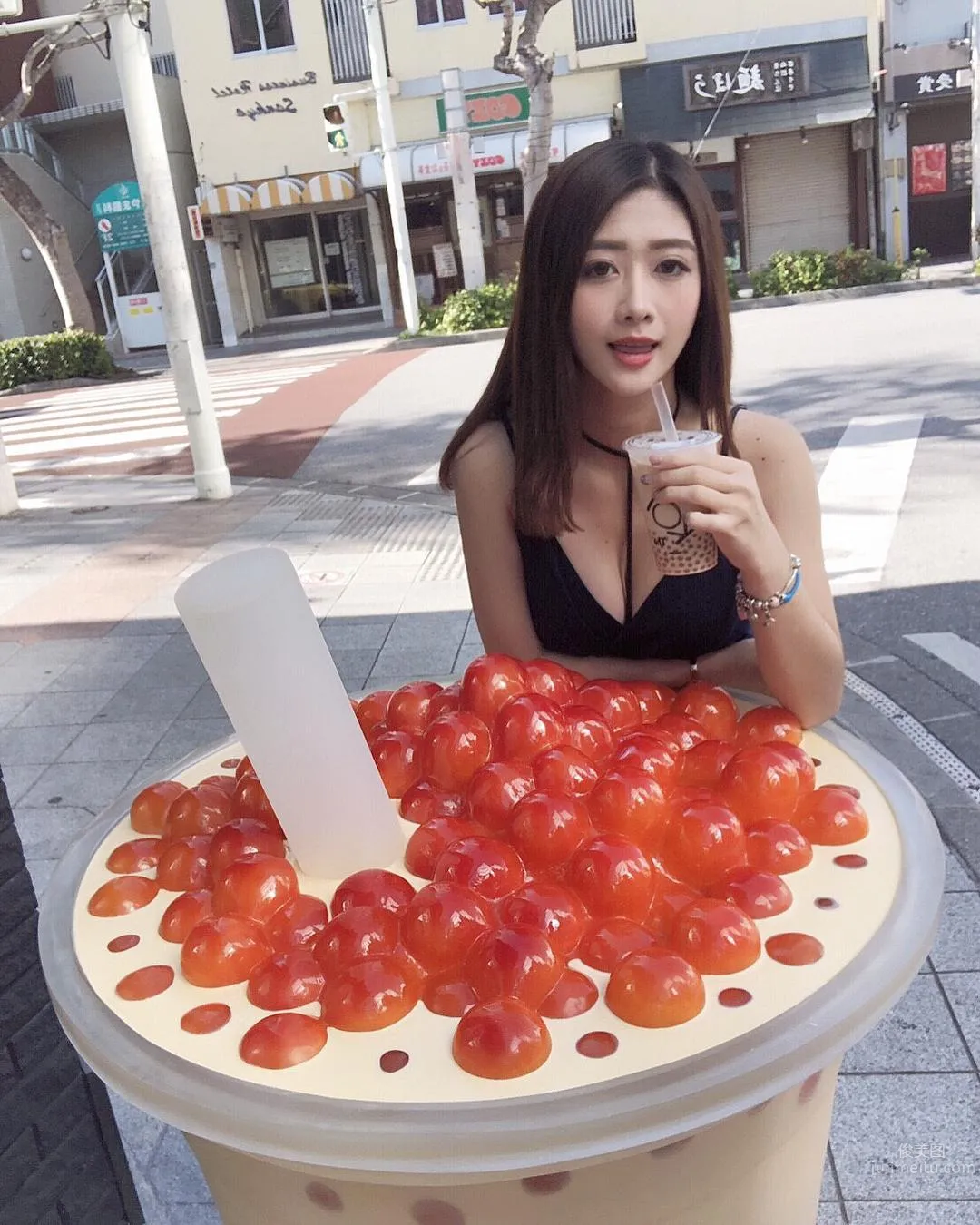 何季珍Kelly，大眼美胸正妹，網友驚呼「太美了！」 10