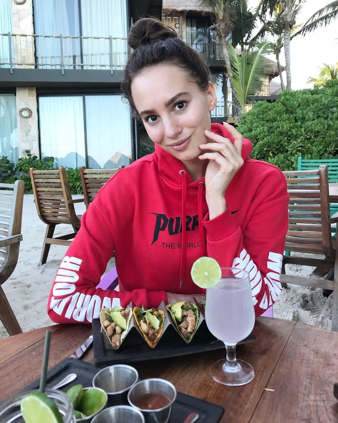 Magdalena Perlinska- 拉丁舞美人比基尼美照 47