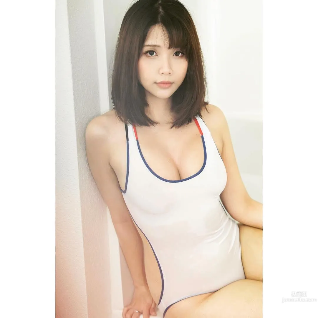 電玩美少女Hana Dinh，這樣的身材你喜歡嗎？ 41