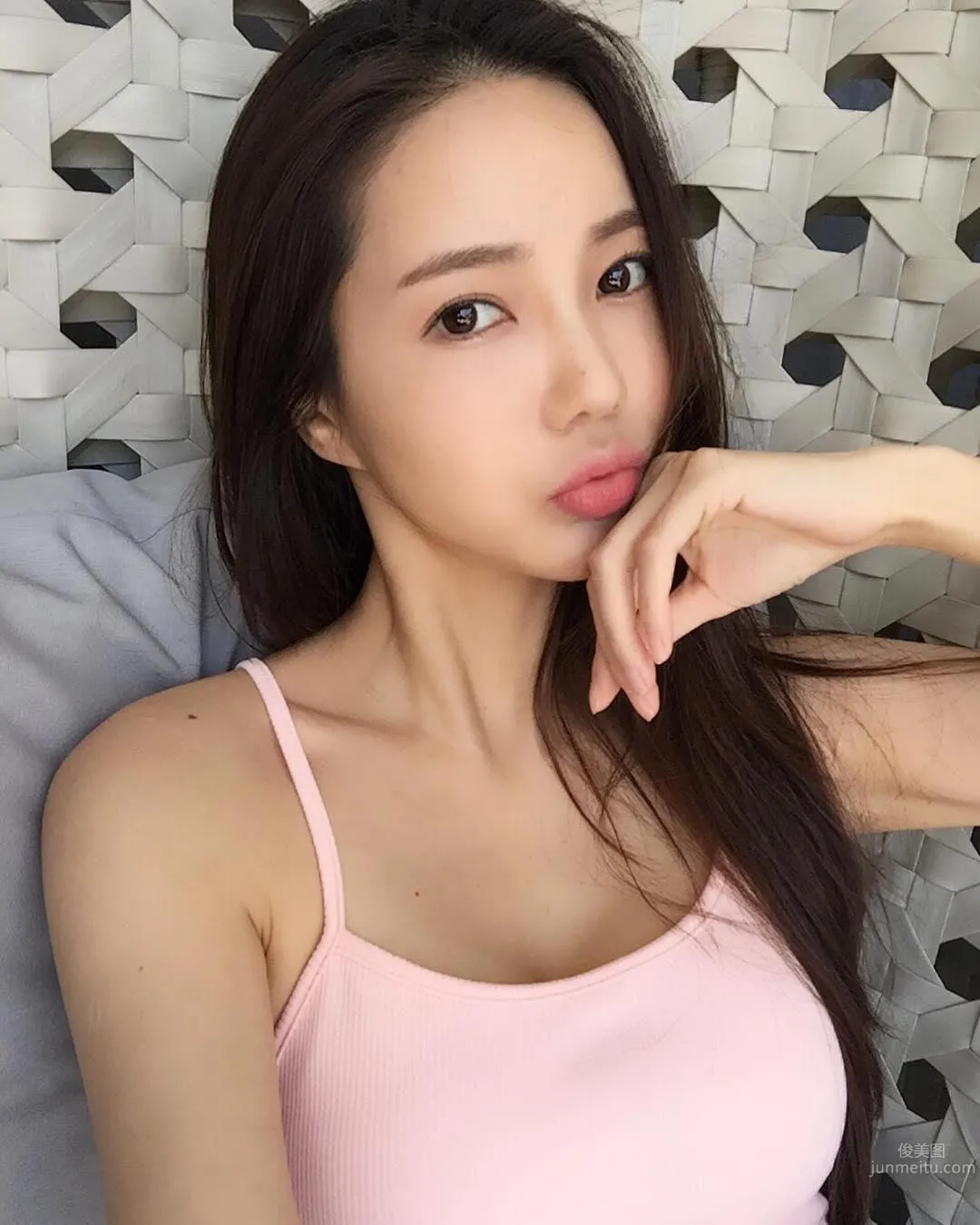 南韓外型氣質滿分正妹！高顔值讓人迷戀～ 18