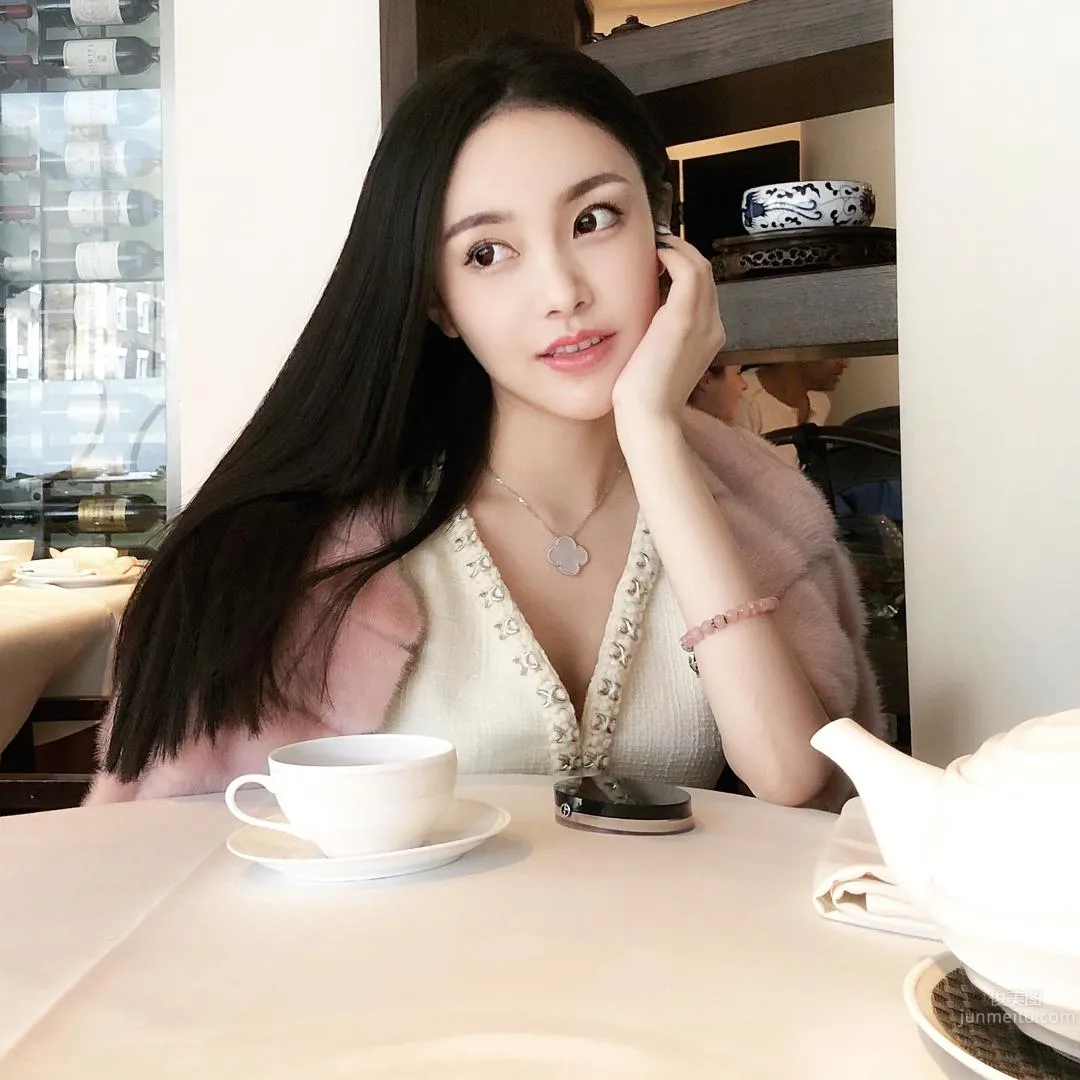 饞嘴小美蛙，美少女的氣息楚楚動人 8