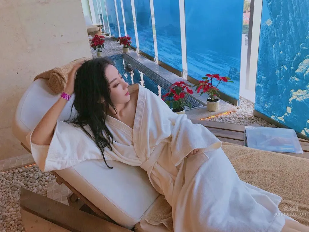美腿界的天菜！留外高學曆正妹看不膩！曲線太噴火！ 23