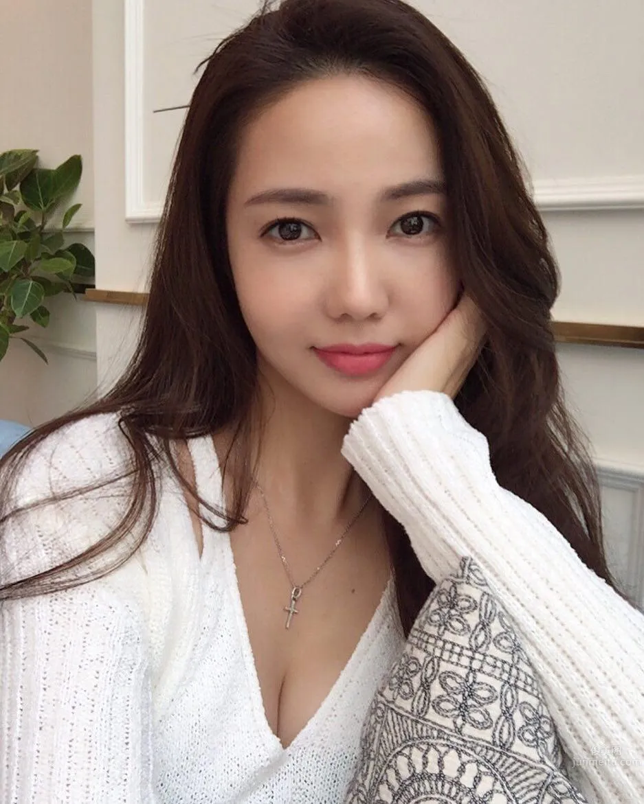 南韓外型氣質滿分正妹！高顔值讓人迷戀～ 13