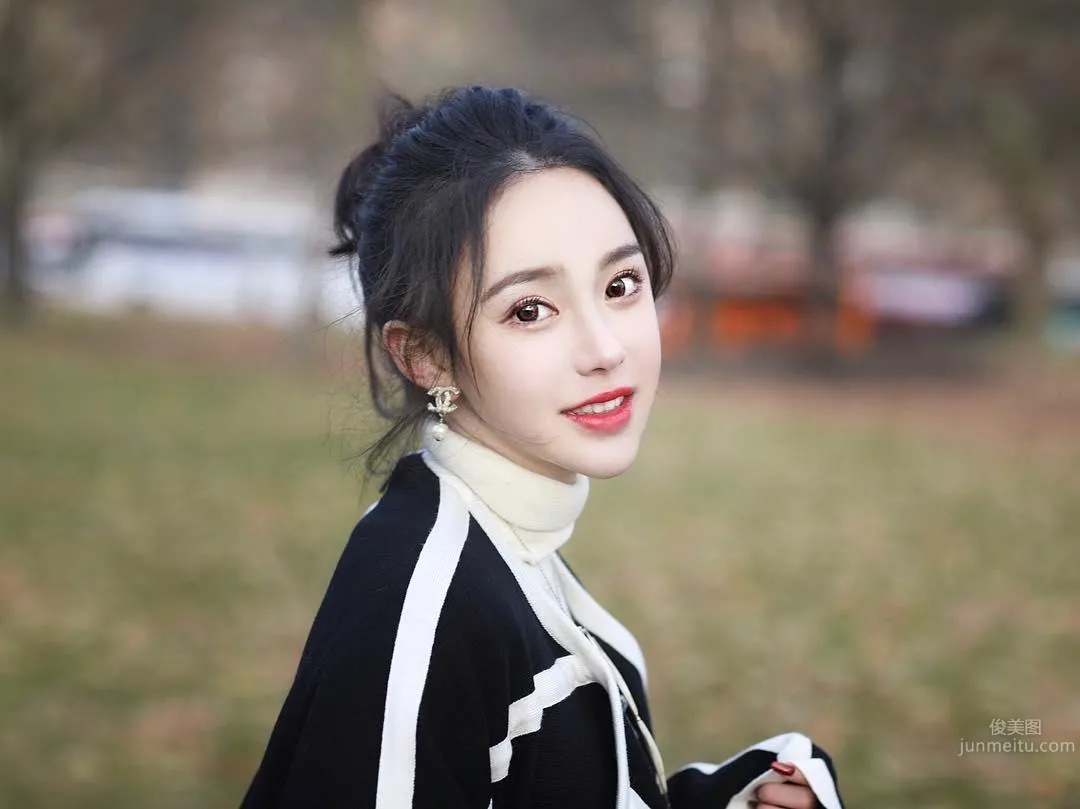 饞嘴小美蛙，美少女的氣息楚楚動人 18