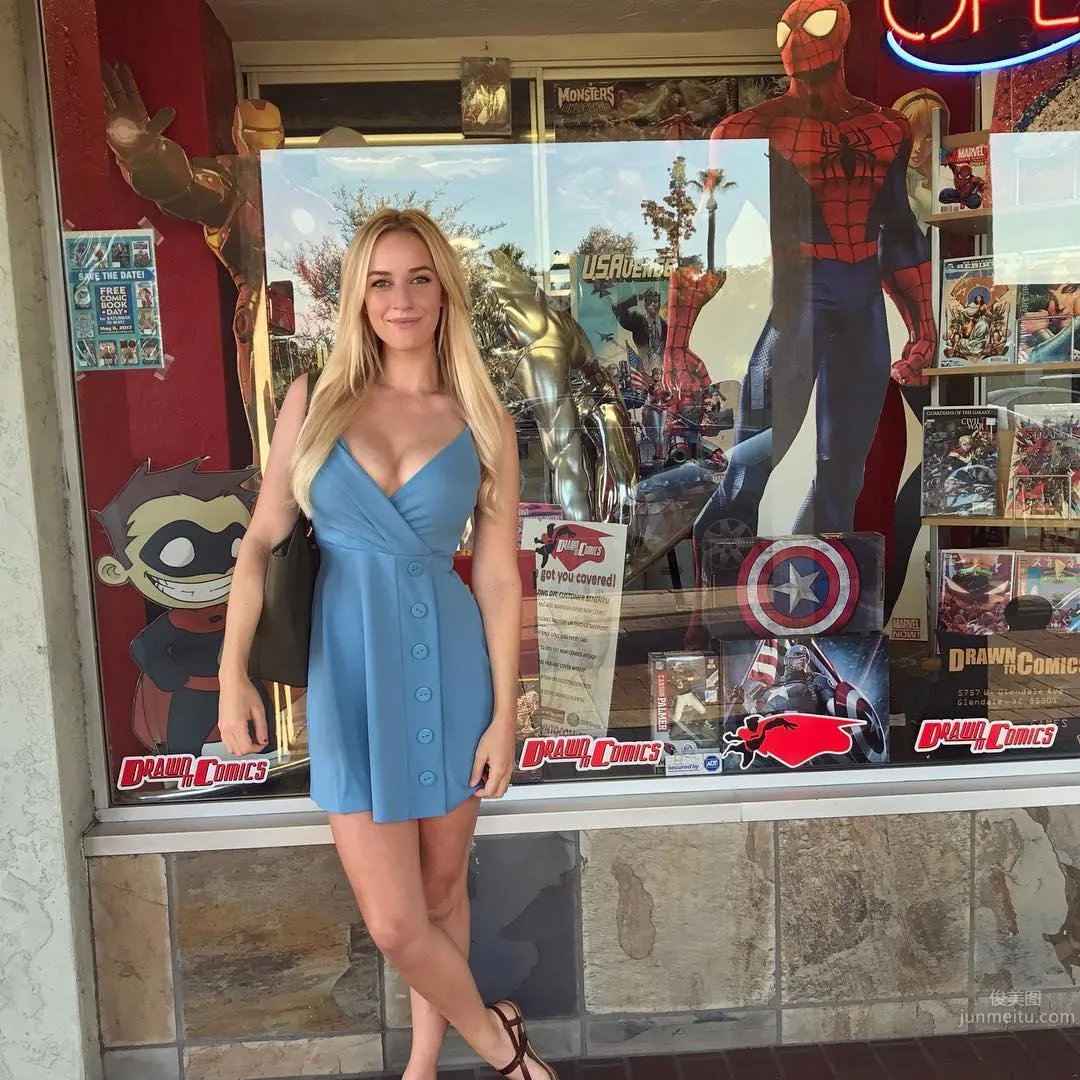 Paige Spiranac- 最性感的高爾夫球員 15