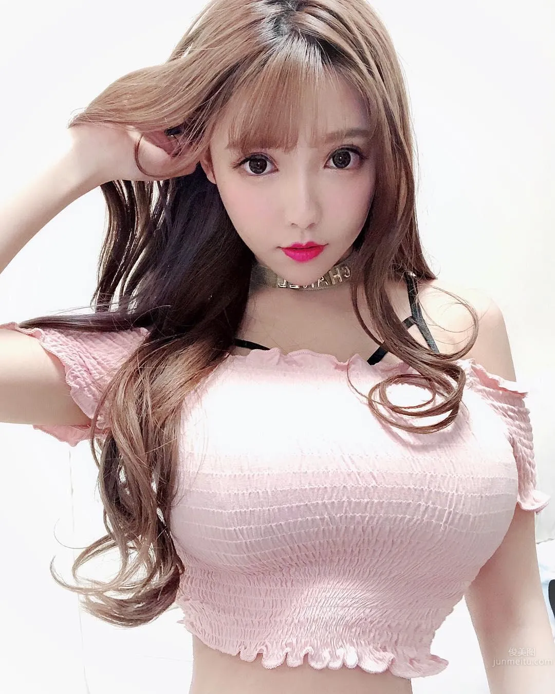 激似人氣女優三上悠亞！「白皙甜心」譚詠曦胸器太過驚人 29