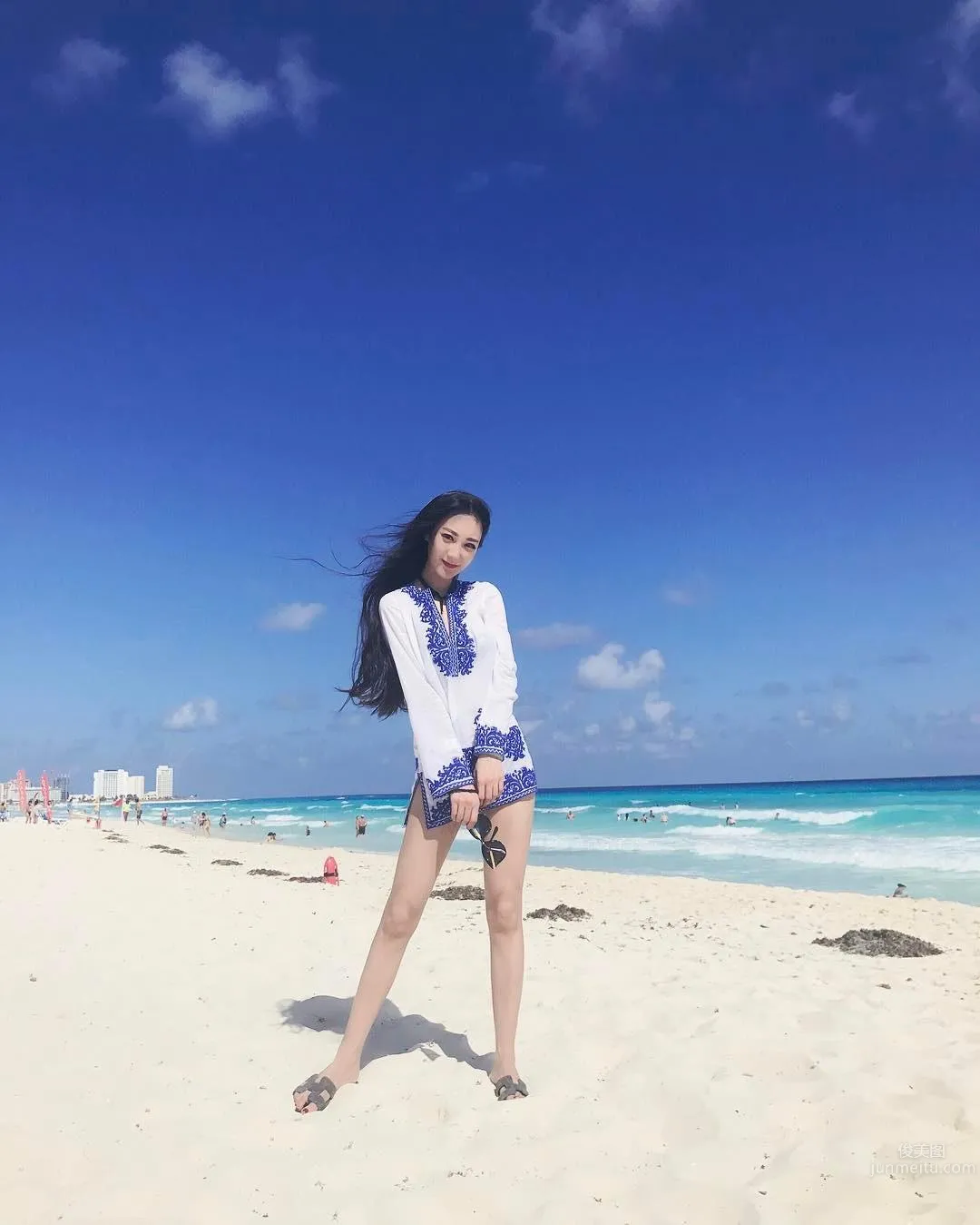 美腿界的天菜！留外高學曆正妹看不膩！曲線太噴火！ 4