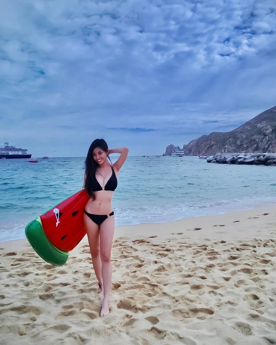 甜美又霸氣！陳翎瑀超自信笑容加上火辣身材，女王就決定是妳！ 41