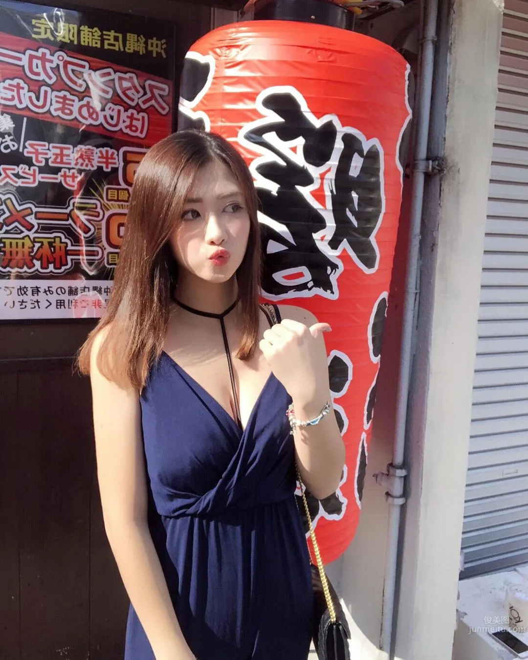 何季珍Kelly，大眼美胸正妹，網友驚呼「太美了！」 26