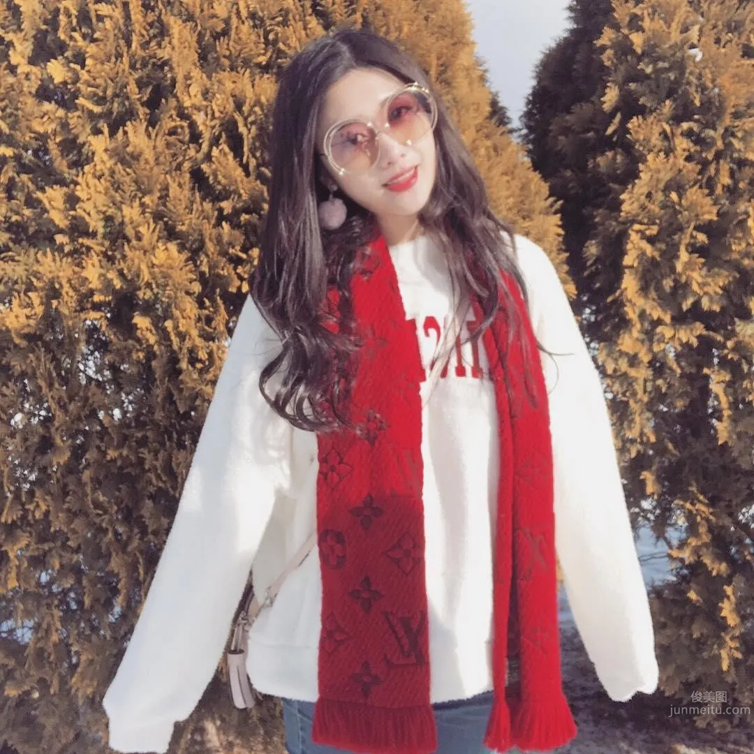 何季珍Kelly，大眼美胸正妹，網友驚呼「太美了！」 19