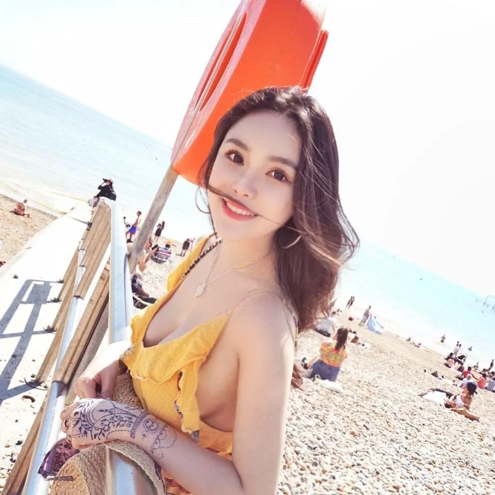 饞嘴小美蛙，美少女的氣息楚楚動人 4