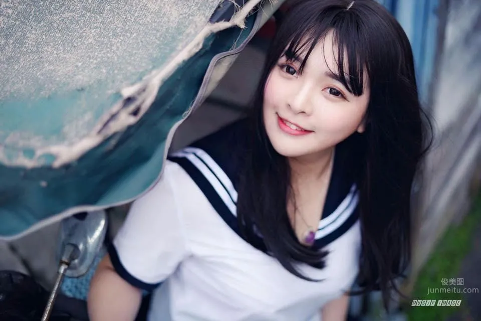 李姿儀- 萌萌脸蛋身材却超火爆的无敌反差！_4