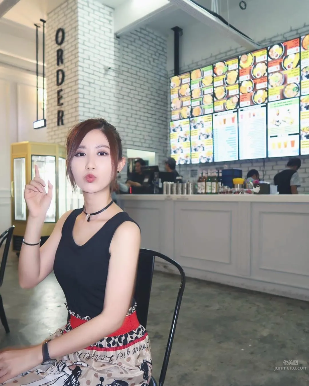 李佩怡- 迷人「魅惑電眼」收服粉絲的心！ 23