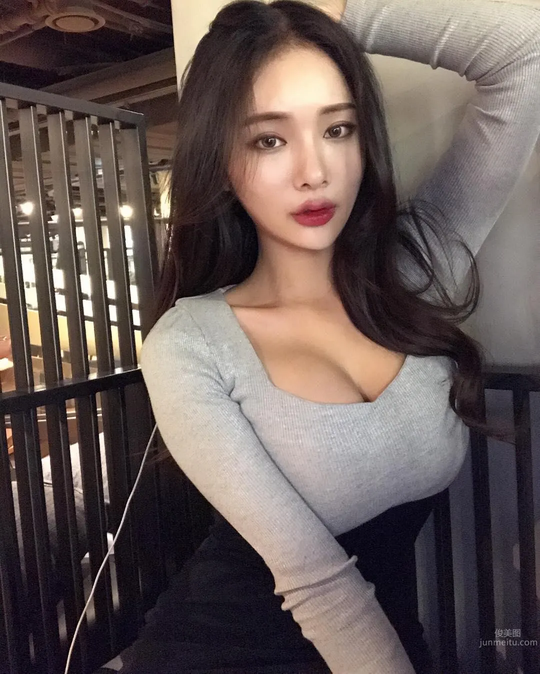 韓國網拍正妹jeee622 波濤胸湧敲碎你的心 19