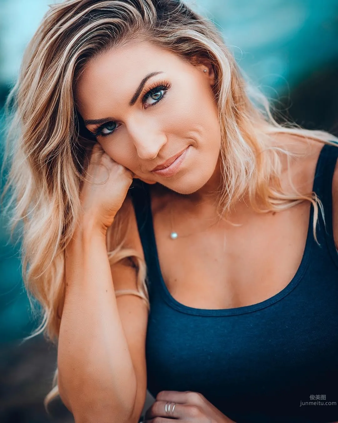 Courtney Gardner- 南半球美人立體弧線好誘人 44
