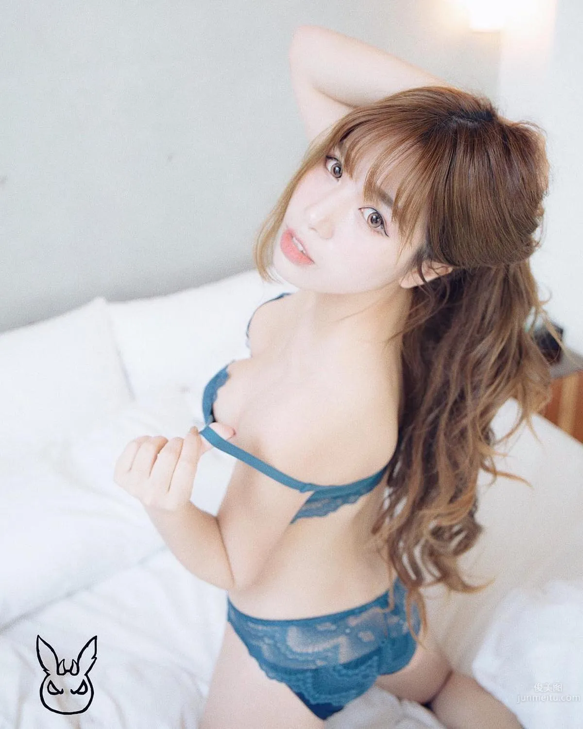 sarre彌海砂- 絕美嫩模女主播 18