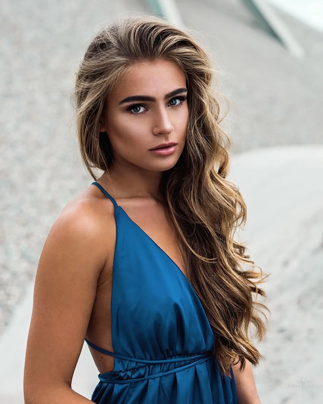 天使顔正妹「Anna Von Klinski」迷人電眼極緻魅惑 11