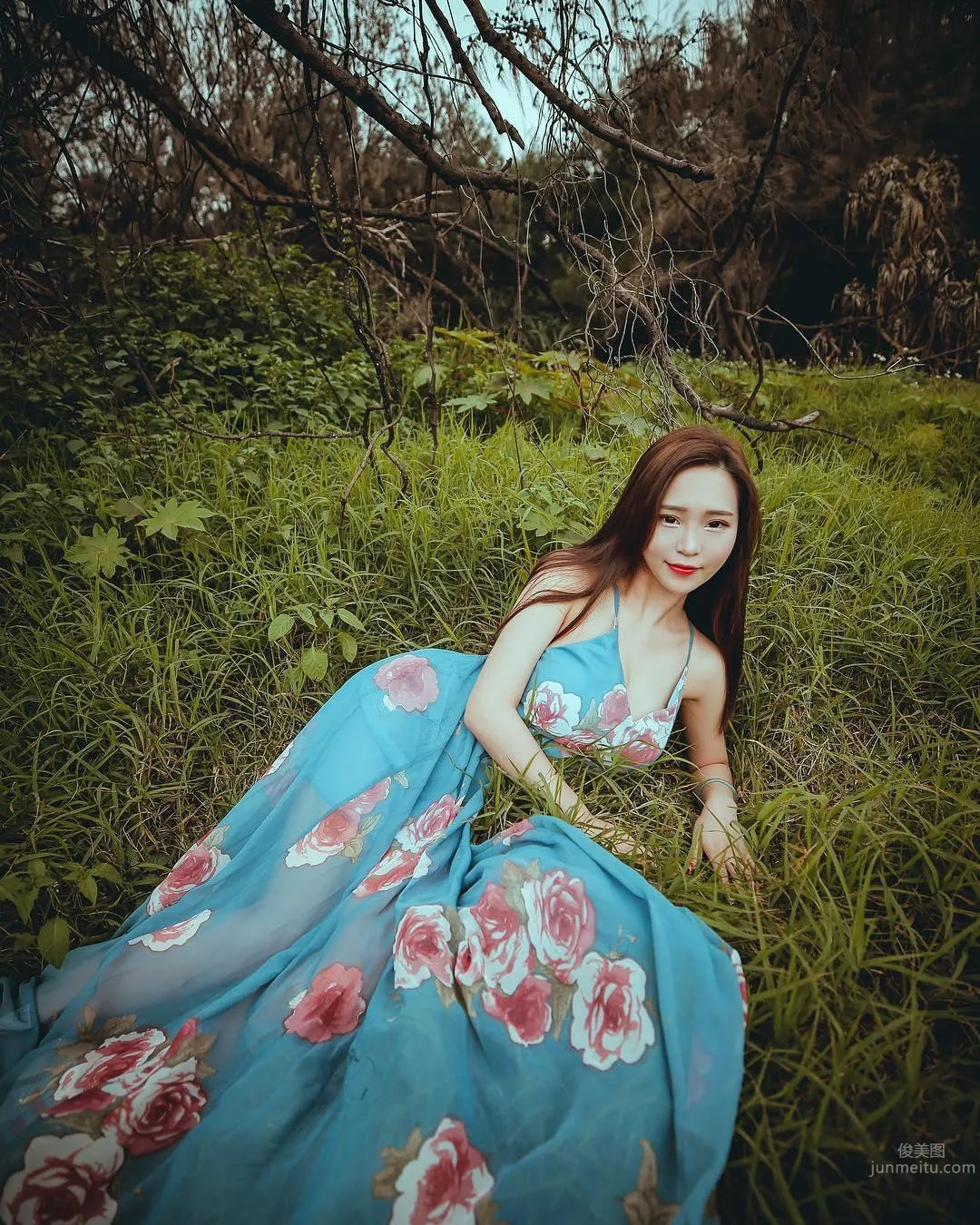 金瑀恩-「南半球女王」極緻視角下的甜美微笑 12