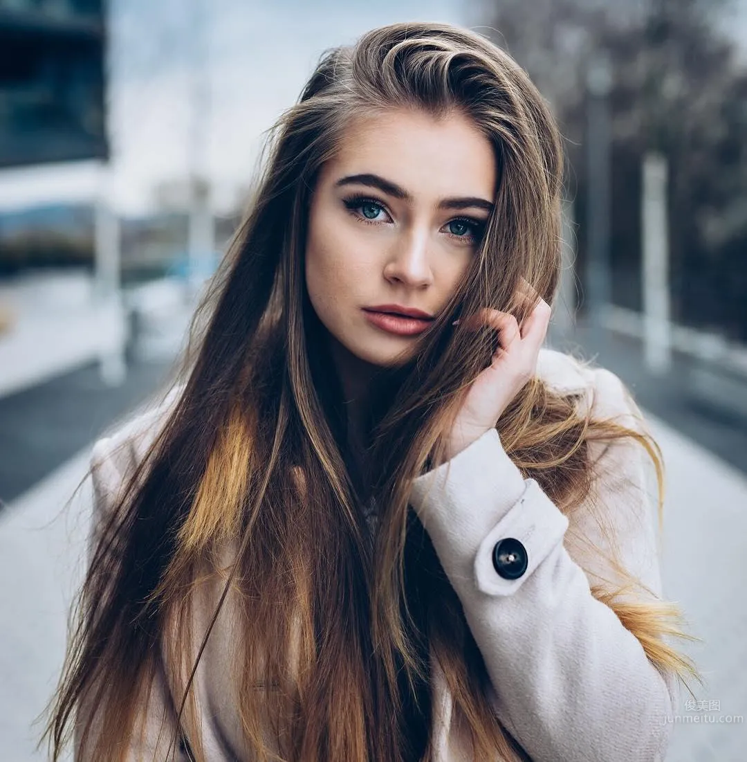 天使顔正妹「Anna Von Klinski」迷人電眼極緻魅惑 2