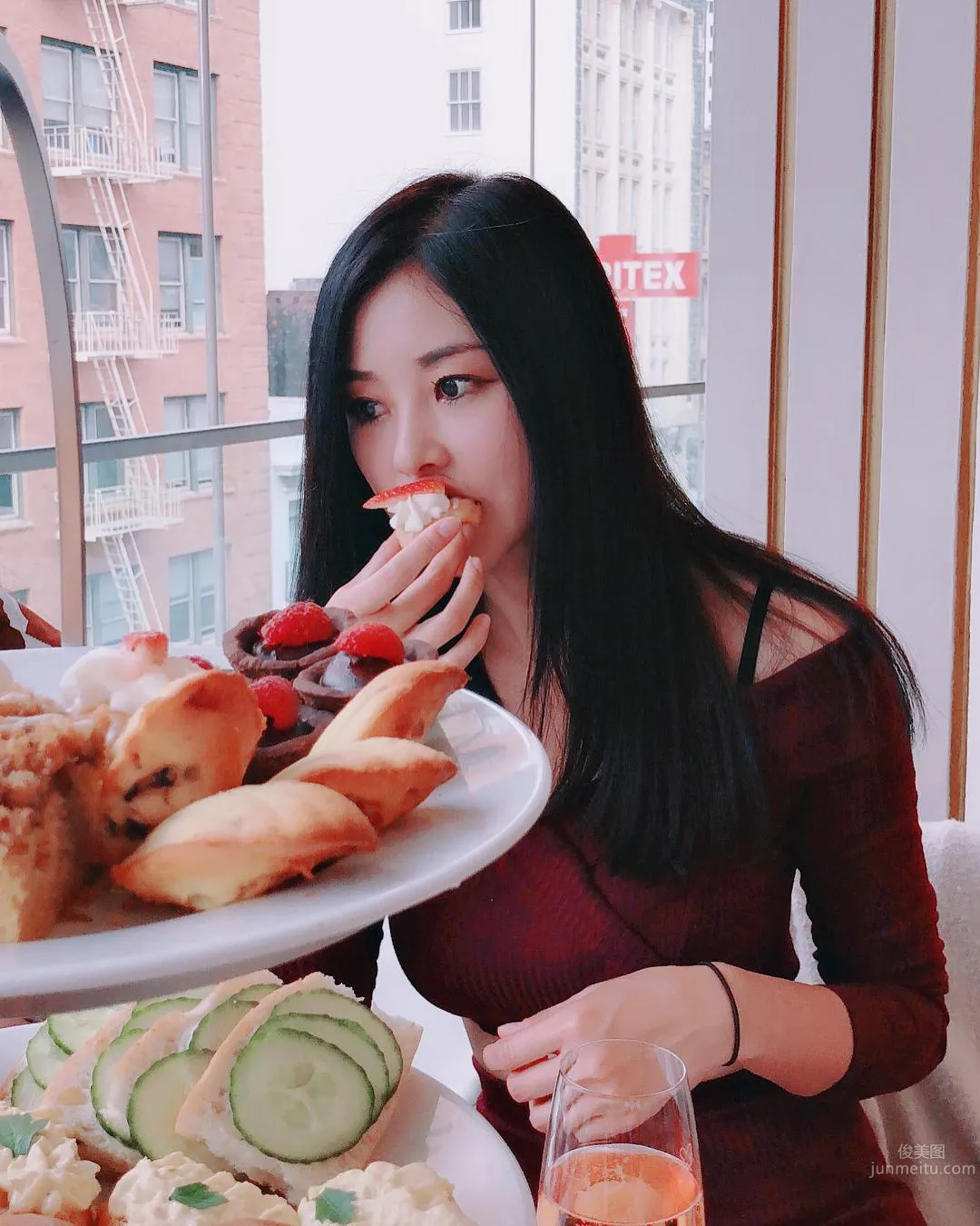 好猖狂！比基尼正妹Danielle S波濤胸湧 25