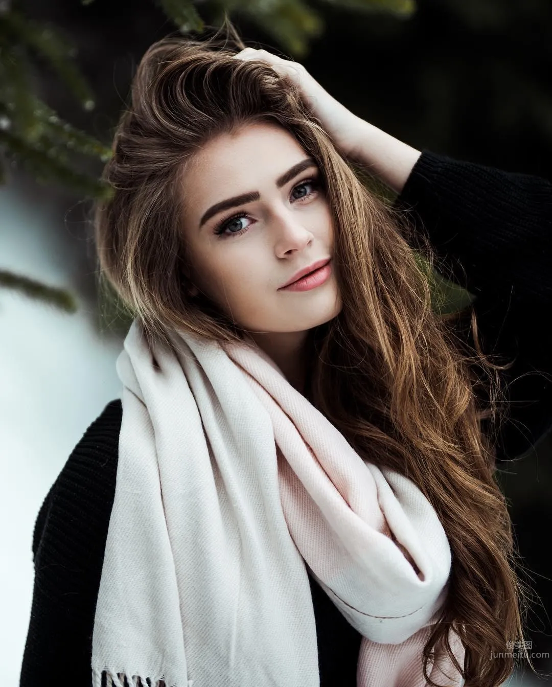 天使顔正妹「Anna Von Klinski」迷人電眼極緻魅惑 16