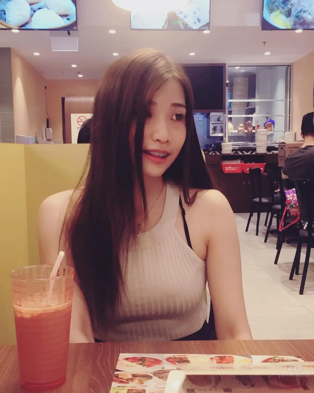 大馬正妹Rainy Lly 氣質滿分身材姣好系的女孩 5