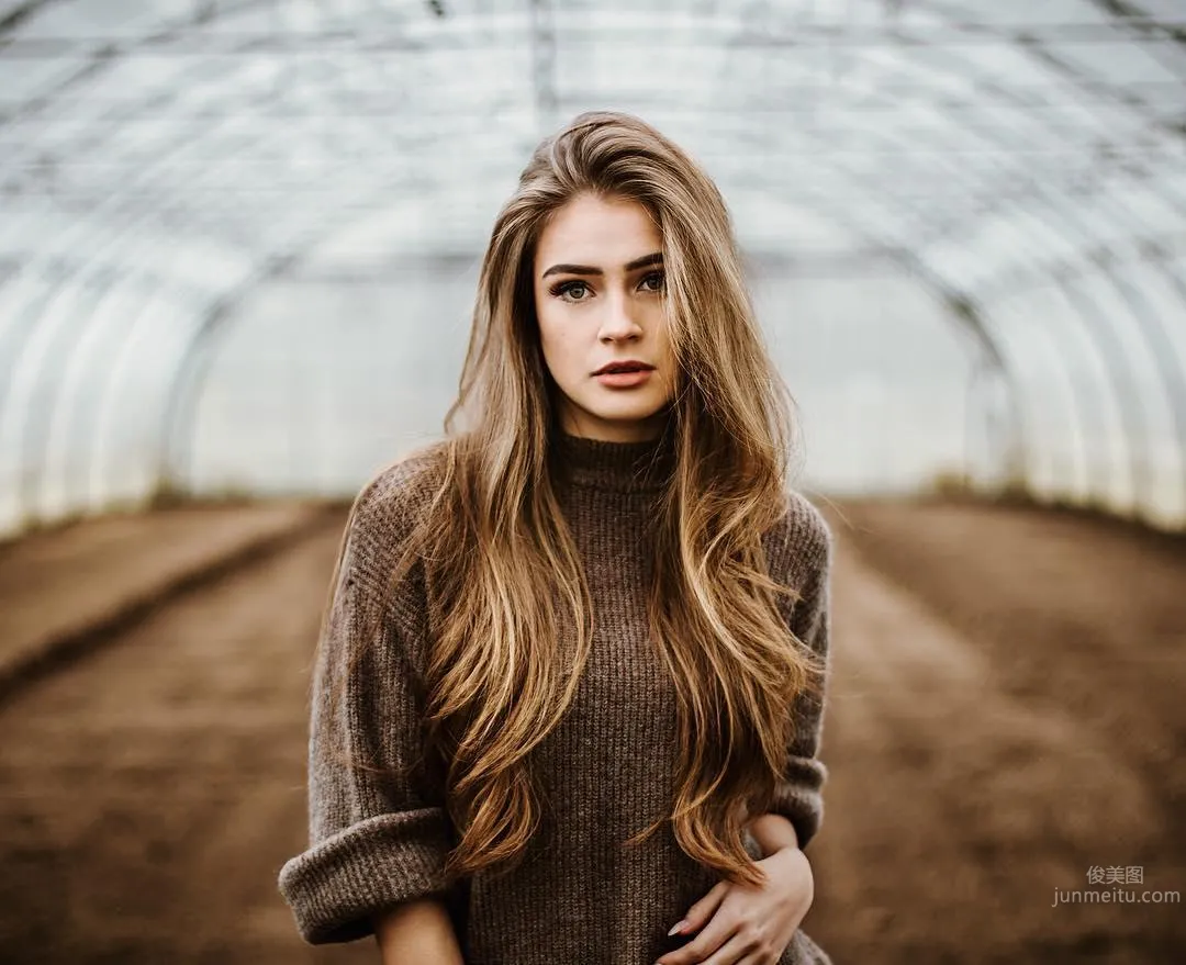 天使顔正妹「Anna Von Klinski」迷人電眼極緻魅惑 33
