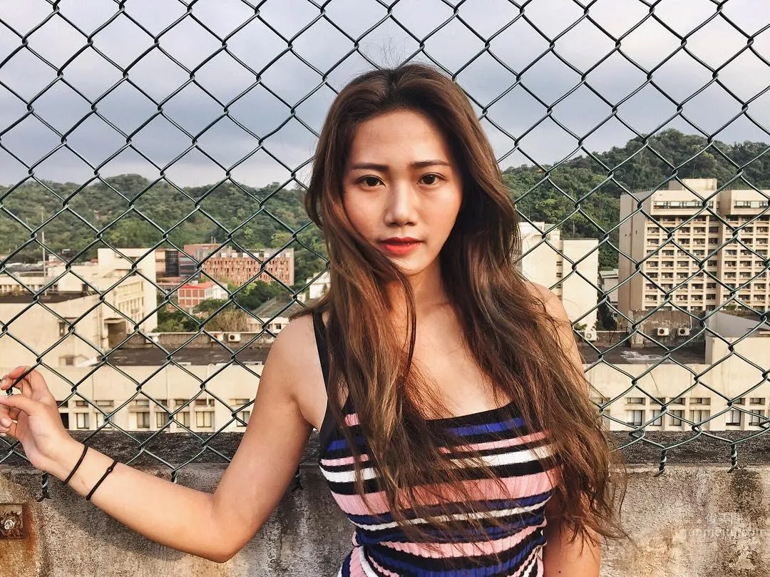 台灣素人正妹陳靖媛 渾圓碗波與結實蜜臀 5