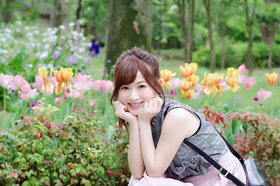 色白道产子美梨(メイリ)美色图片_0