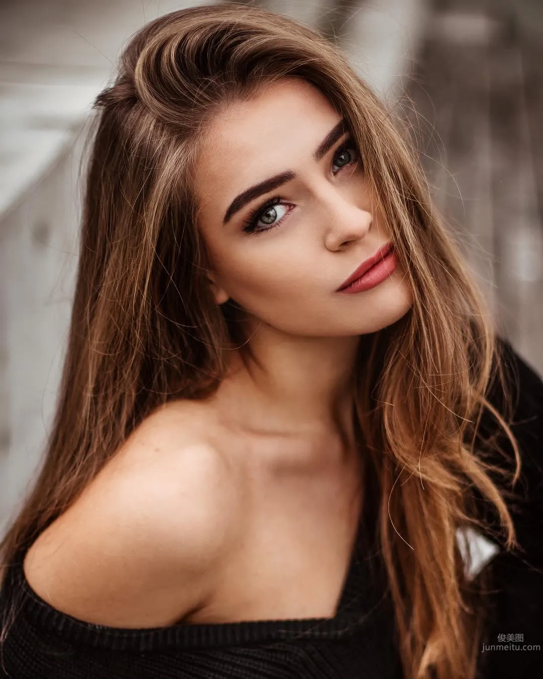 天使顔正妹「Anna Von Klinski」迷人電眼極緻魅惑 14