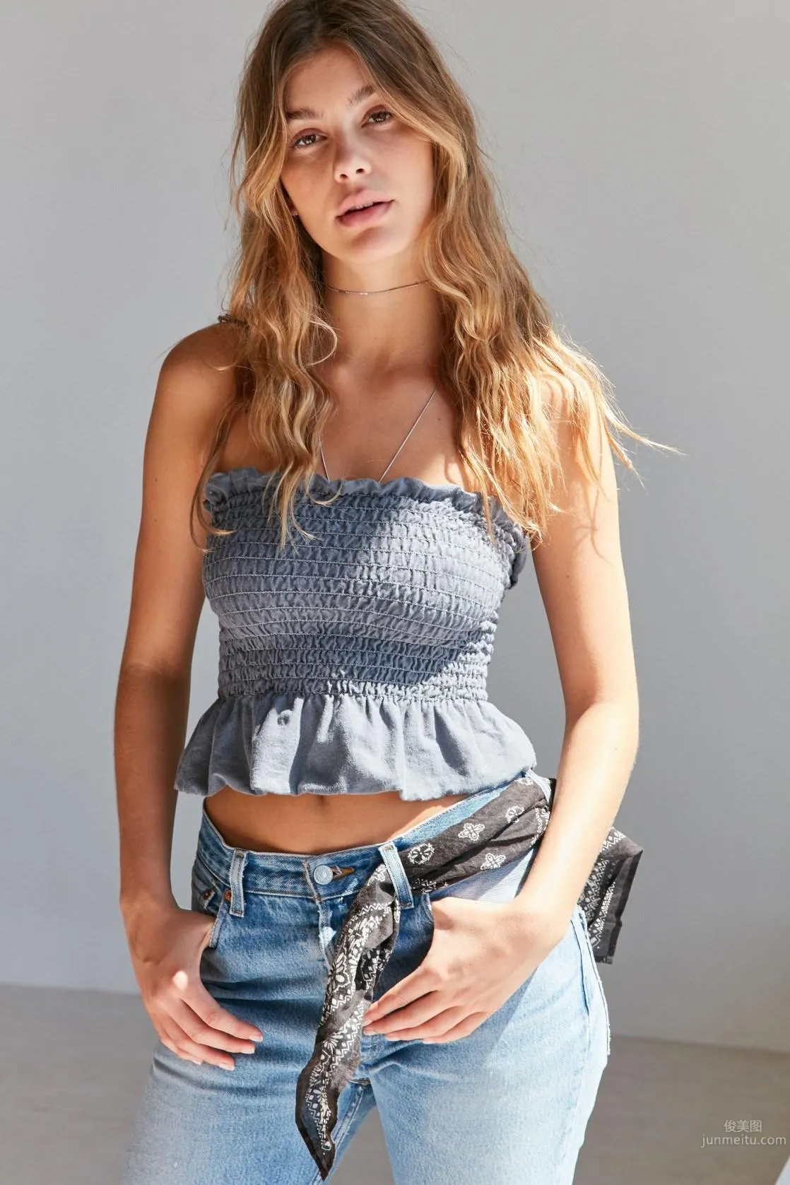 Camila Morrone- 阿根廷炙手可热的嫩模_8