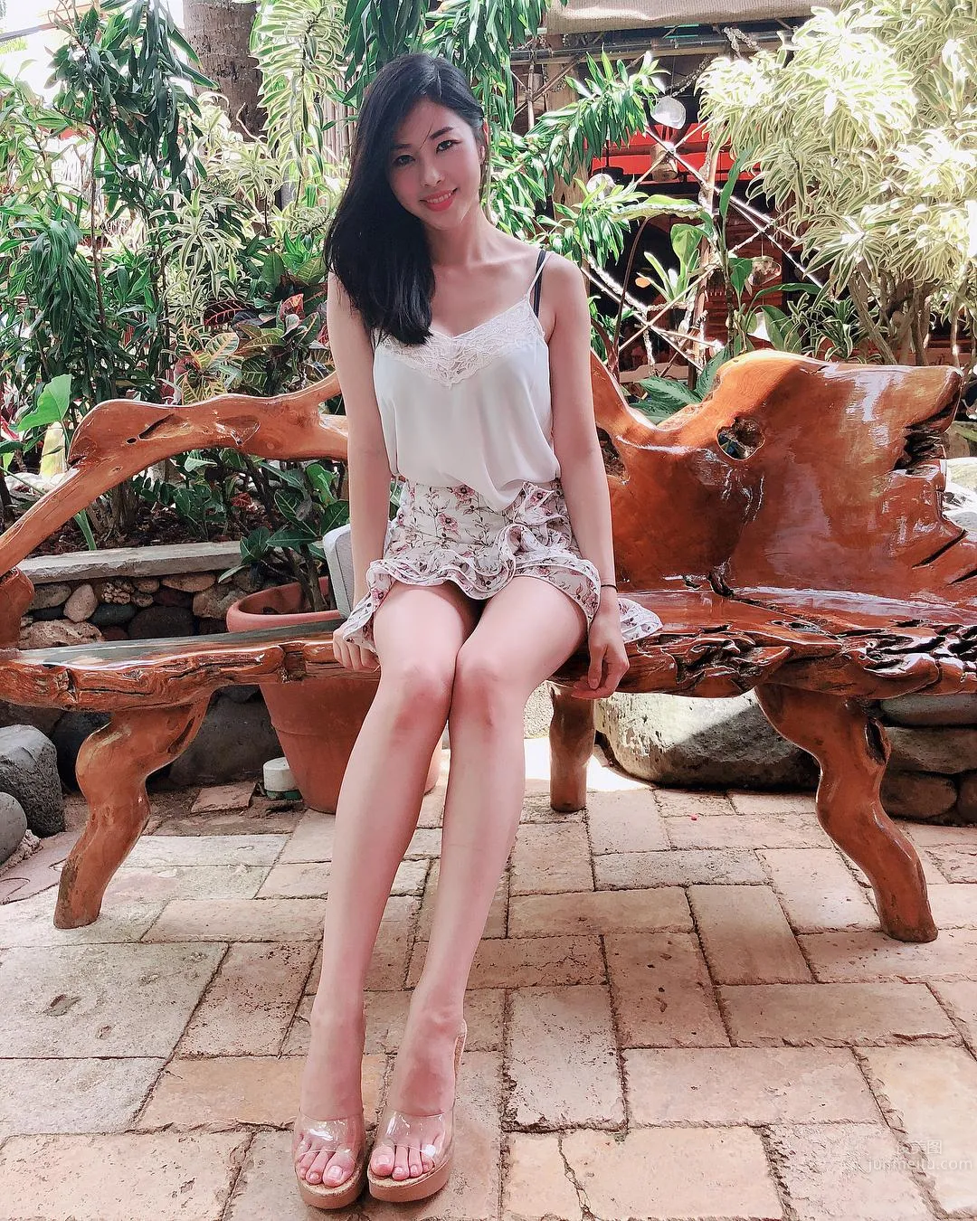 好猖狂！比基尼正妹Danielle S波濤胸湧 16
