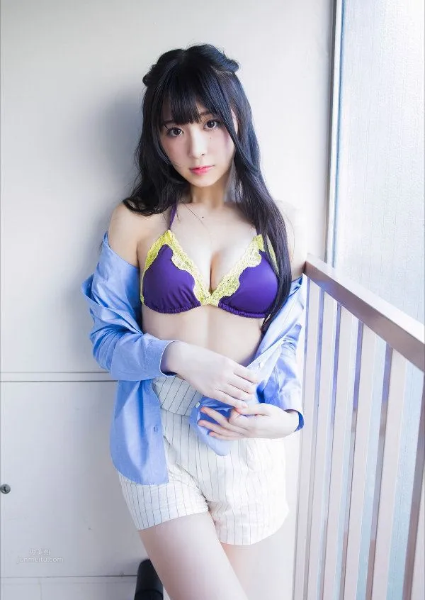真島なおみ- 話題美少女人生初寫真 7