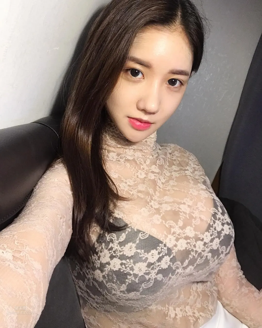韓國網紅美女2km2km，有一種似曾相識的感覺 13