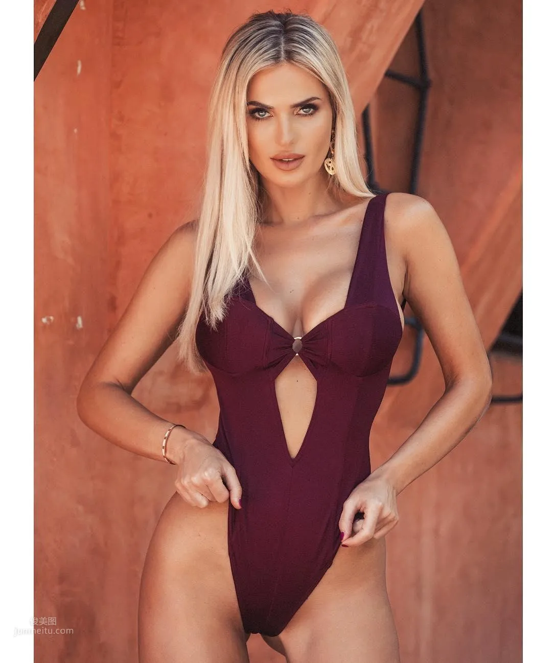 濃醇香！焦糖妹「Leanna Bartlett」身材好誘人 48