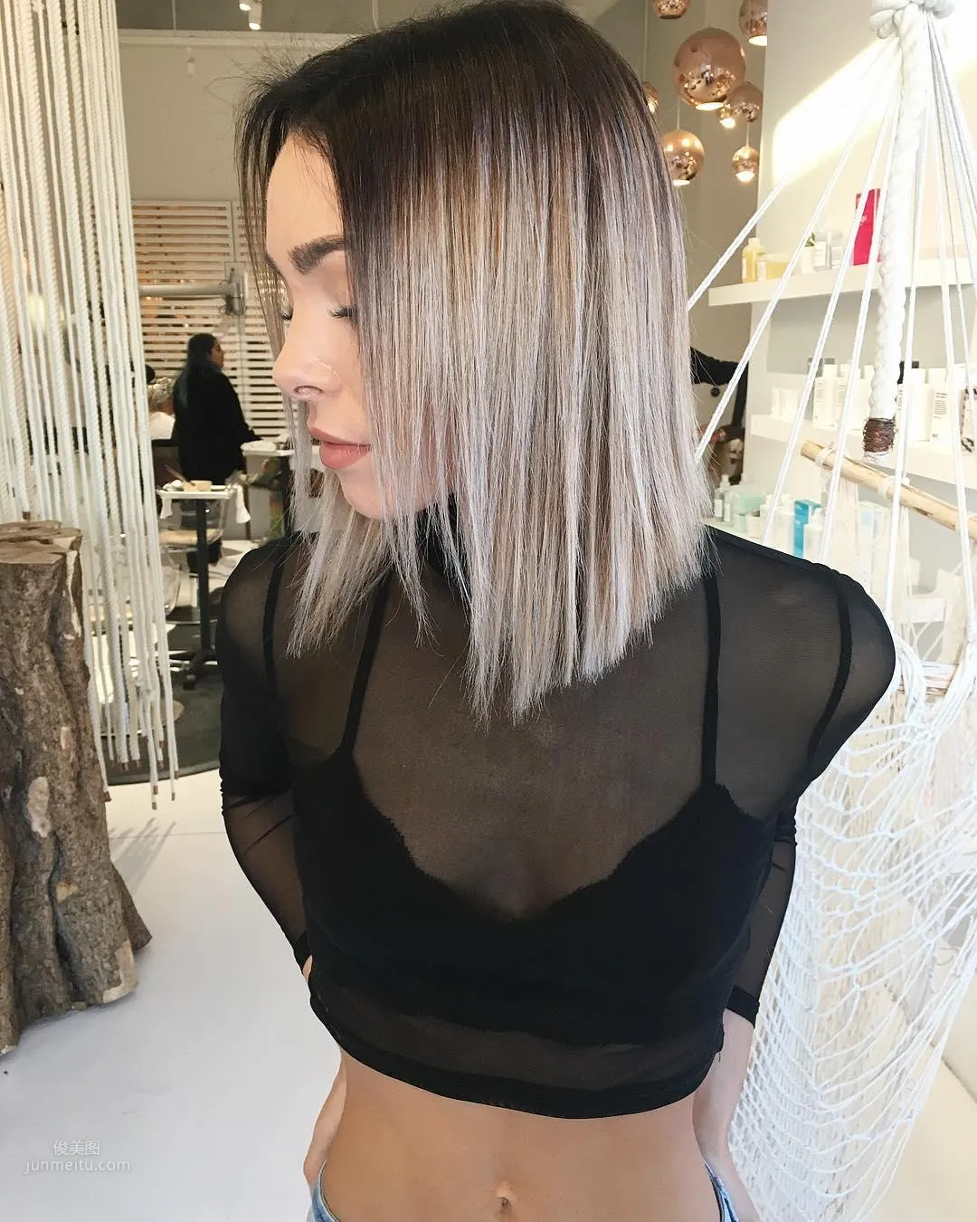 蜜桃好殺！性感短發妹Krisondra使出「最強背殺技」 20