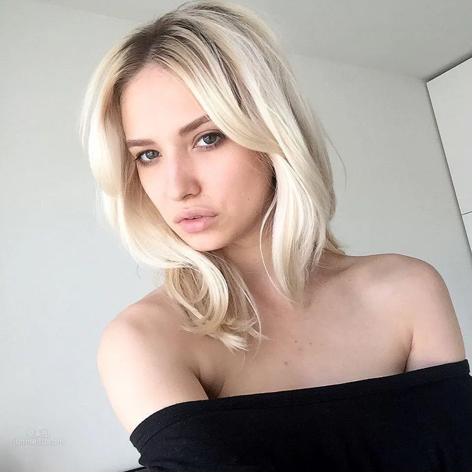 Monica Wasp- 本人與作品都很性感的藝術家 5