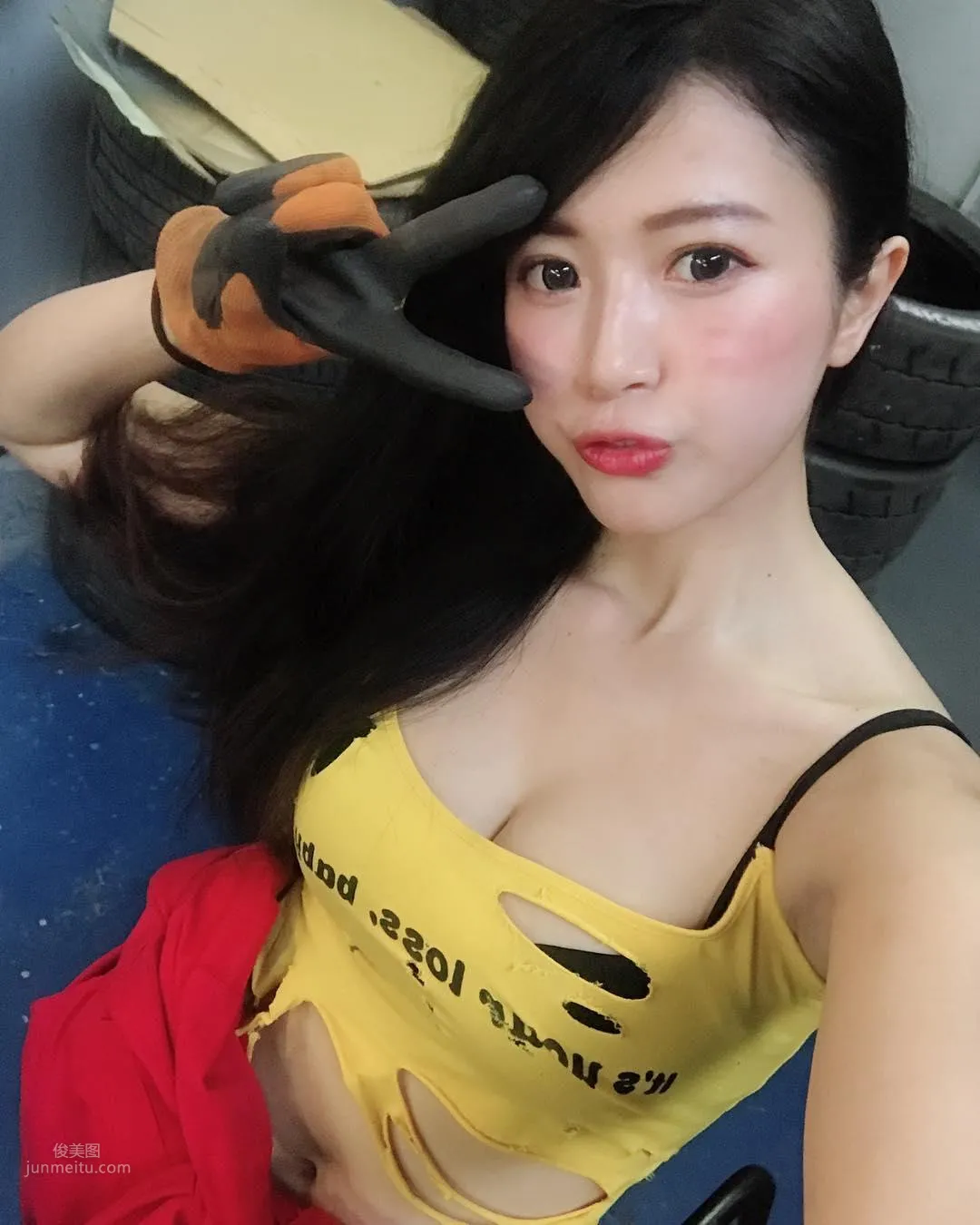 這種play也可以！台灣正妹「林珈伊」IG好精彩 17