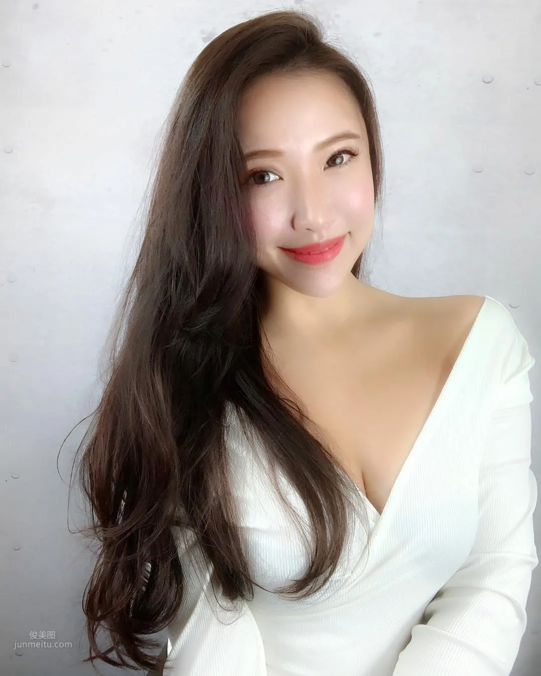 张恬甄- 激辛！特辣台湾欧派妹浑圆蜜桃臀_18