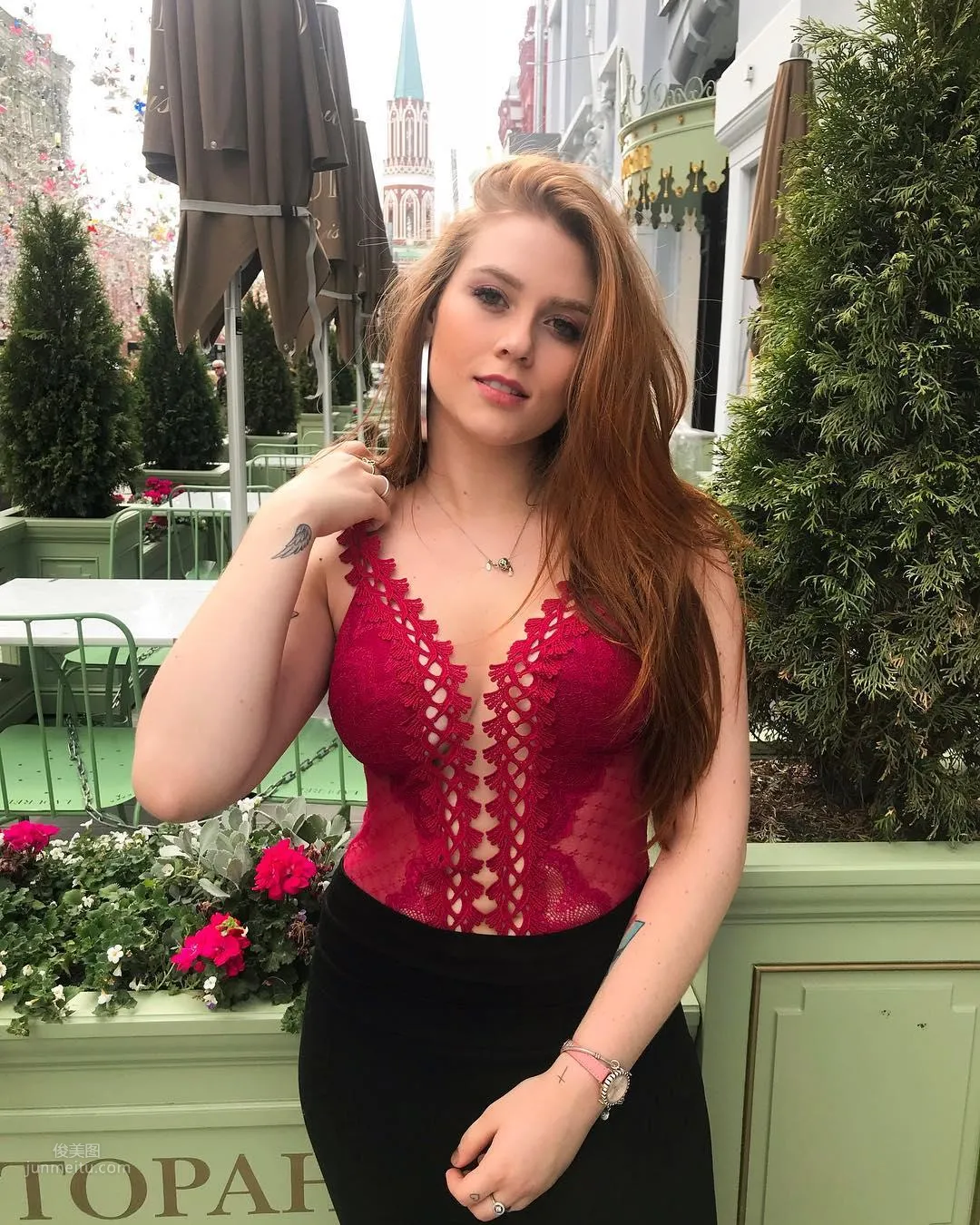 正點大隻馬Flávia Charallo 完美好身材還有絕美臉蛋 39