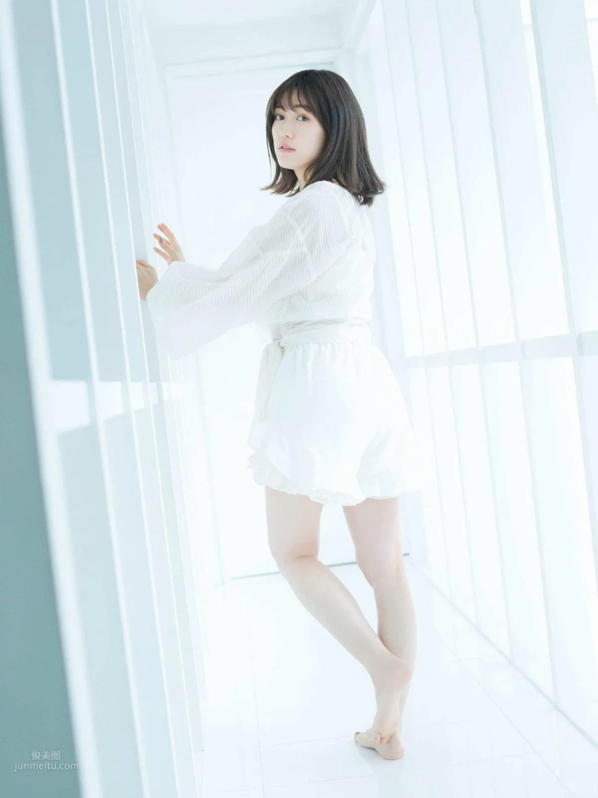 渡邊麻友- 2017至2018日本雜志寫真合輯 11